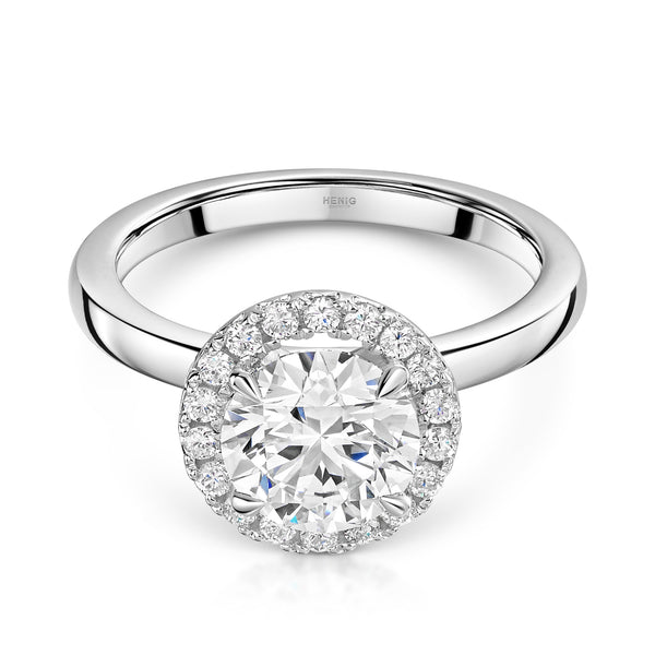 Round Diamond Halo Ring - R109