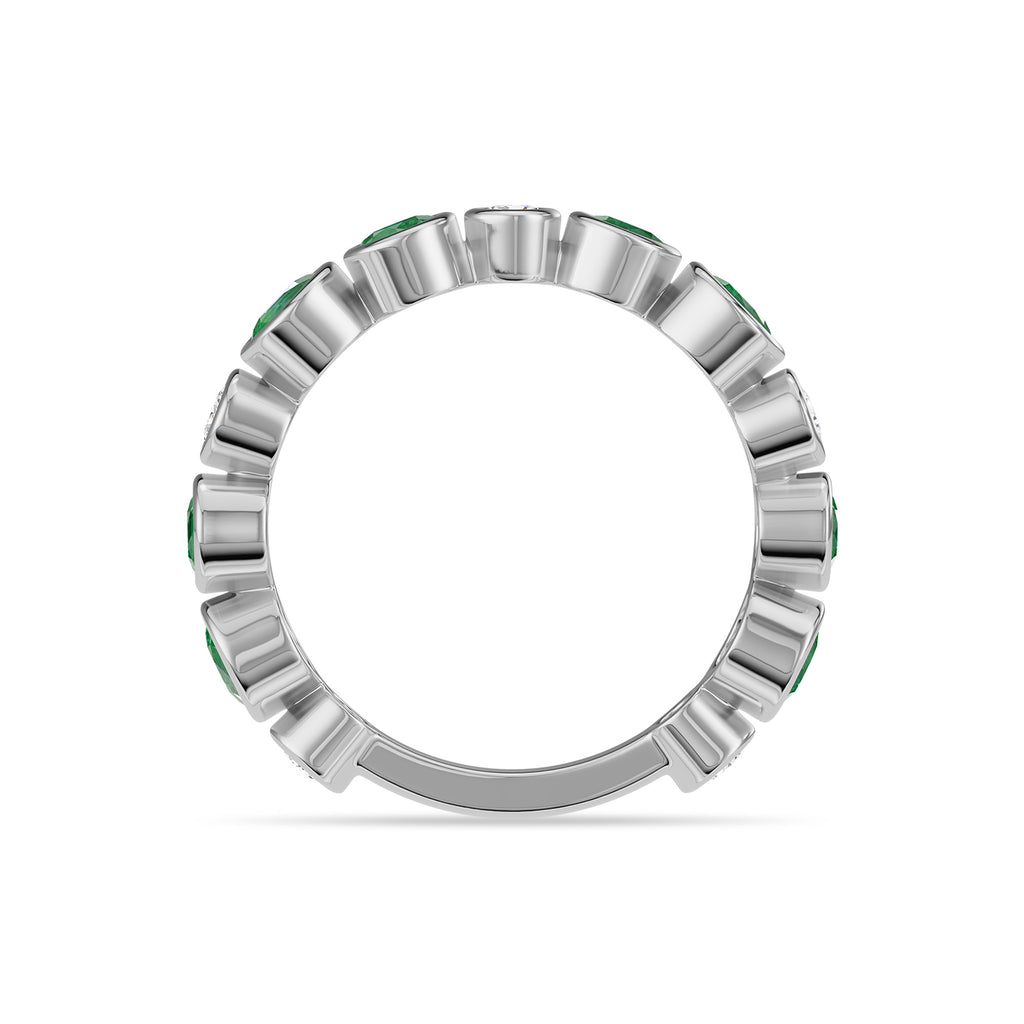 Round Emerald & Diamond Ring - Rl189