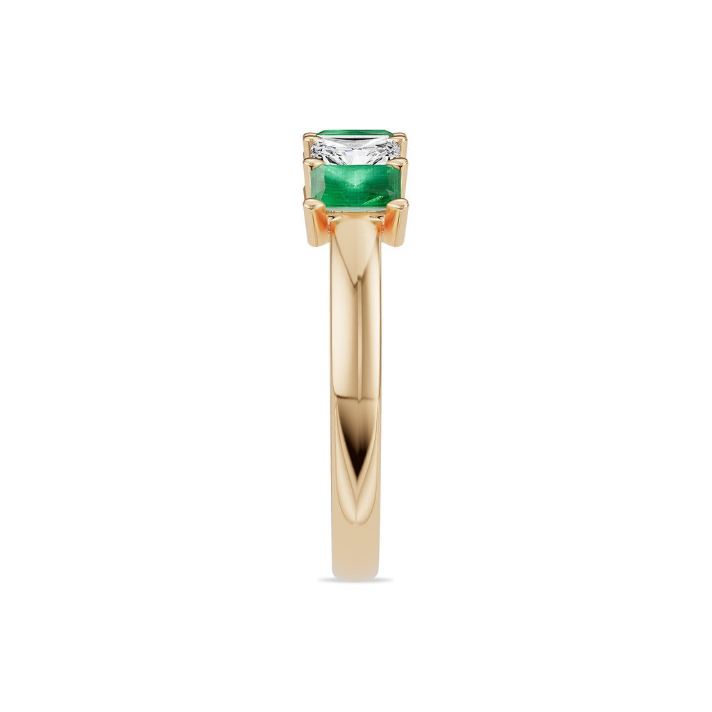 Emerald & Diamond Ring - R199