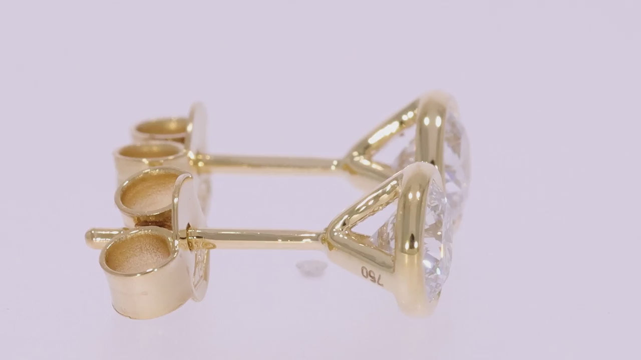 Round Brilliant Cut Diamond Stud Earrings - Butterfly Back - ER17