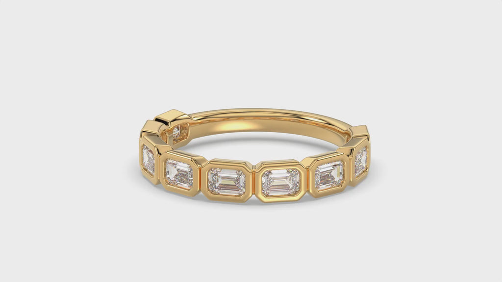 Emerald Diamond Ring - R181